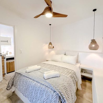 Double bedroom with traditional Cretan character in Guesthouse 2