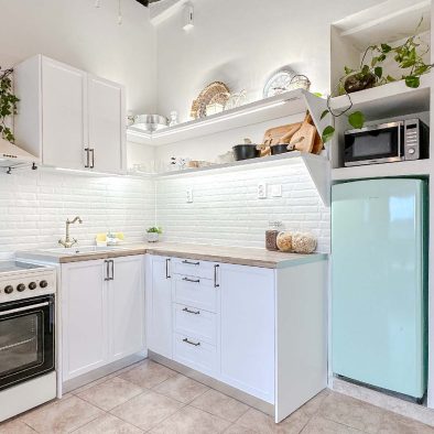 Fully equipped kitchen in Mountain Bliss Guesthouse 1